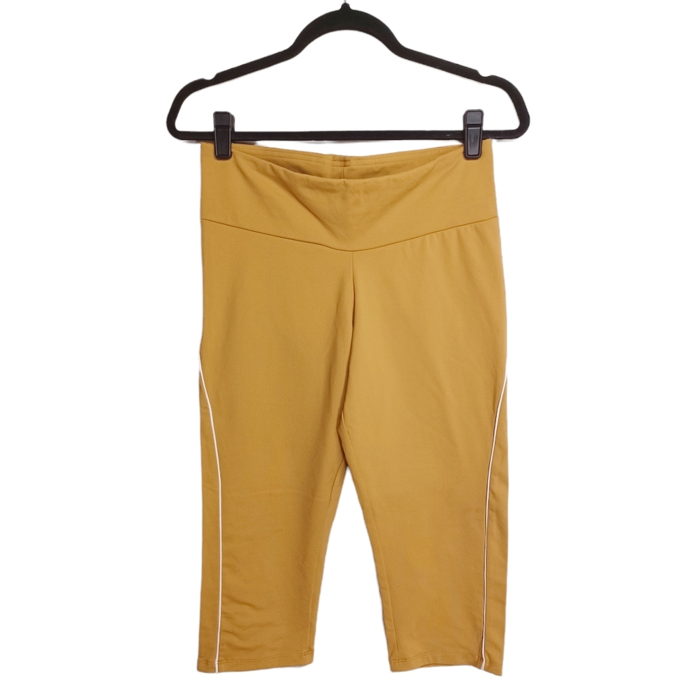 KATHYANA Yellow White Thin Stripe Cropped Athletic Leggings X-Large